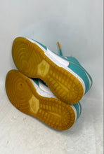 Load image into Gallery viewer, Nike Womens Dunk Low DV2190-100 White Green Lace-Up Sneaker Shoes Size 7
