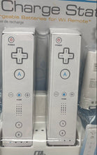 Load image into Gallery viewer, CTA Digital Dual Charge Station Controller For Nintendo Wii Factory Sealed
