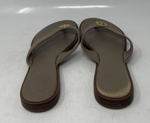 Load image into Gallery viewer, Authentic Tory Burch Womens Benton 64172 Gray Thong Sandals Size 8M Worn
