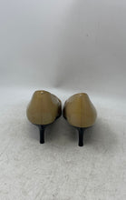 Load image into Gallery viewer, Cole Haan Womens D31399 Beige Patent Leather Slip-On Pump Heels Size 8 B
