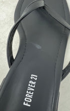 Load image into Gallery viewer, Forever 21 Womens Black Slip-On Open Toe Block Heel Thong Sandals Size 10
