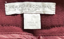 Load image into Gallery viewer, New York &amp; Company Womens Wine Flat Front Pockets Regular Fit Dress Pants Size 2
