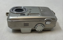 Load image into Gallery viewer, Kodak EasyShare CX7530 5.0MP 3x Zoom Point And Shoot Digital Camera Untested
