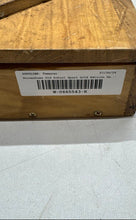 Load image into Gallery viewer, Old School Sport Gold Edition Outdoor Horseshoes With Hardwood Case
