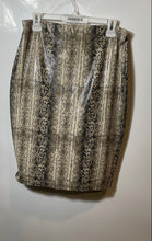 Load image into Gallery viewer, Express Womens Multicolor Snake Print Side Zip Straight &amp; Pencil Skirt Size M
