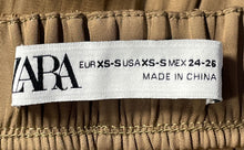 Load image into Gallery viewer, Zara Womens Brown Pleated Elastic Waist Pull-On Midi A-Line Skirt Size XS-S
