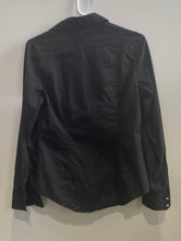 Load image into Gallery viewer, Express The Essential Womens Black Long Sleeve Collared Button-Up Shirt Size S
