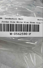 Load image into Gallery viewer, Nike Boys Air Jordan Spizike Low White Blue Lace-Up Sneaker Shoes Size 7Y
