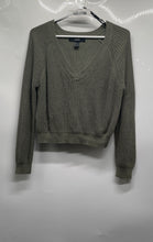 Load image into Gallery viewer, Forever 21 Womens Green Long Sleeve Pullover Sweater Size Medium
