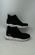Load image into Gallery viewer, Fila Womens Sauza Black Round Toe Slip-On Sneaker Shoes Size 7.5
