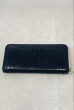 Load image into Gallery viewer, Michael Kors Womens Black Leather Animal Print Inner Pocket Zip-Around Wallet
