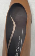 Load image into Gallery viewer, Ecco Danish Design Womens Shape 45 Brown Leather Slip-On Pump Heels Size EU 41
