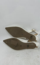 Load image into Gallery viewer, Liz Claiborne Womens Quebec White Pointed Toe Kitten Slingback Heels Size 6.5M
