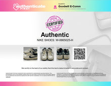 Load image into Gallery viewer, Authentic Nike Mens Dunk Low FQ8080-133 White Green Sneaker Shoes Size 6 Stained
