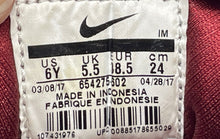 Load image into Gallery viewer, Nike Kids Huarache Run 654275-602 Red White Lace-Up Running Shoes Size 6Y
