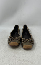 Load image into Gallery viewer, Kenneth Cole Womens Parking Gold Brown Leather Slip-On Ballet Flats Size 8 M
