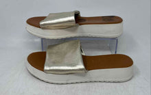 Load image into Gallery viewer, Italian Shoemakers Womens Lawson Gold Leather Slip-On Slide Sandals Size 9.5M
