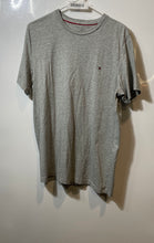 Load image into Gallery viewer, Tommy Hilfiger Mens Gray Heather Cotton Short Sleeve Crew Neck T-Shirt Size M
