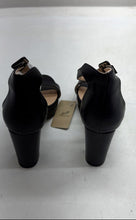 Load image into Gallery viewer, Dobolin Womens Black Leather Open Toe Buckle Ankle Strap Heels Size 8W With Tag
