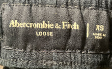 Load image into Gallery viewer, Abercrombie &amp; Fitch Womens Blue Elastic Waist Loose Fit Ankle Pants Size XS
