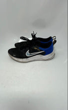 Load image into Gallery viewer, Nike Kids Downshifter 12 DM4194-006 Black Blue White Sneaker Shoes Size 5Y

