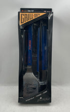 Load image into Gallery viewer, Sportula You The Fan Grill Tennessee Titans NFL Fork Tongs Barbecue Set

