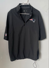 Load image into Gallery viewer, Nike Mens Black New England Patriots Sideline On-Field 1/4 Zip Jacket Size Large
