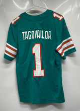 Load image into Gallery viewer, Nike Mens Green Miami Dolphins Tua Tagovailoa #1 Football Jersey Size M
