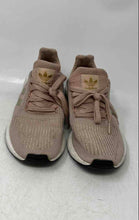 Load image into Gallery viewer, Adidas Womens Swift Run AC8538 Beige Lace-Up Low Top Running Shoes Size 8
