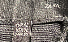 Load image into Gallery viewer, Zara Mens Black Pinstripe Two-Button Blazer And Pants 2-Pieces Suit Set Sz 40/32
