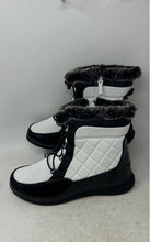 Load image into Gallery viewer, Totes Womens Lindsay White Faux Fur Trim Round Toe Side Zip Winter Boots Size 9W
