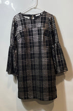 Load image into Gallery viewer, New York &amp; Company Womens Silver Black Stretch Bell Sleeve Shift Dress S W/Tag
