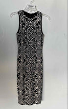 Load image into Gallery viewer, Maggy London Womens Black Beige Printed Sleeveless Bodycon Dress Size 2
