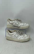 Load image into Gallery viewer, New Balance Boys 550 GSB550WW White Low Top Lace-Up Sneaker Shoes Size 4.5
