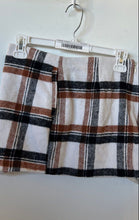 Load image into Gallery viewer, Forever 21 Womens Beige Plaid Flat Front Pockets Side-Zip Mini Skirt Size M
