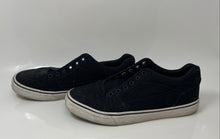 Load image into Gallery viewer, No Boundaries Mens Black Round Closed Toe Low Top Sneakers Shoes Size 9.5
