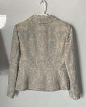 Load image into Gallery viewer, Evan-Picone Womens Beige Floral Long Sleeve Three-Button Blazer Size 8P
