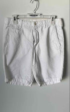 Load image into Gallery viewer, Massimo Dutti Womens White Flat Front Slash Pockets Chino Shorts Size 30

