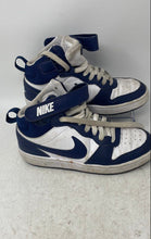 Load image into Gallery viewer, Nike Boys Court Borough Mid 2 CD7782-107 White Blue Basketball Shoes Size 4Y
