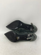 Load image into Gallery viewer, DKNY Womens Lexi Green Two Tone Snake Print Pointed Toe High Pump Heels Size 9
