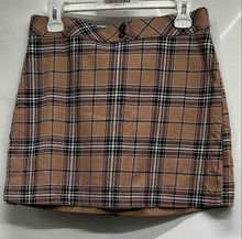 Load image into Gallery viewer, Express Womens Beige Black White Plaid Flat Front Back Zip Short Mini Skirt Sz 8
