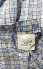 Load image into Gallery viewer, Perry Ellis Mens White Blue Plaid Print Dress Shirt Size L 15 1/2 32/33
