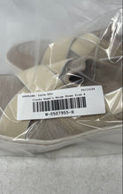 Load image into Gallery viewer, Clarks Womens Teagan Go 13288 Beige Slip-On Low Top Sneaker Shoes Size 8
