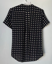 Load image into Gallery viewer, Ann Taylor Womens Black Geometric Print Short Sleeve Pullover Blouse Top Size XS
