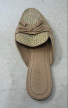 Load image into Gallery viewer, Coach Womens Stassi Beige Bow Tassel Weave Slip-On Slide Sandals Size 9
