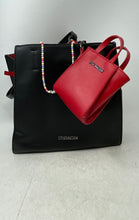 Load image into Gallery viewer, Steve Madden Womens Black Leather Inner Pockets Double Handle Tote Purse
