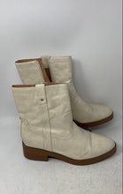 Load image into Gallery viewer, Sam &amp; Libby Womens Beige Leather Round Toe Side Zip Cowboy Western Boots Sz 9.5
