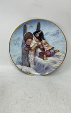 Load image into Gallery viewer, Vintage Artaffects The Perillo Christmas Series Bundle Up Collector Plate
