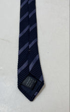 Load image into Gallery viewer, Italian Fabric Mens Purple Striped Keeper Loop Adjustable Pointed Tie

