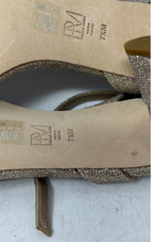Load image into Gallery viewer, Pelle Moda Womens Moira 2 Gold-Tone Glitter Open Toe Ankle Strap Sandals Sz 7.5M
